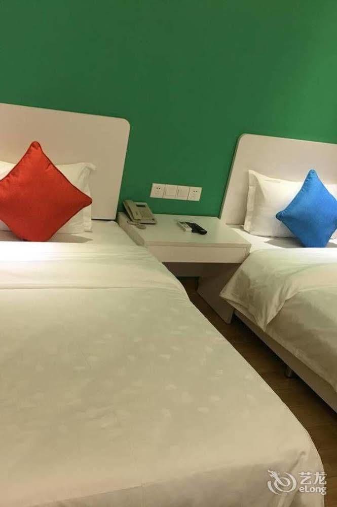 Yilan Hotel Shenzhen Investment Management Co. Ltd ภายนอก รูปภาพ